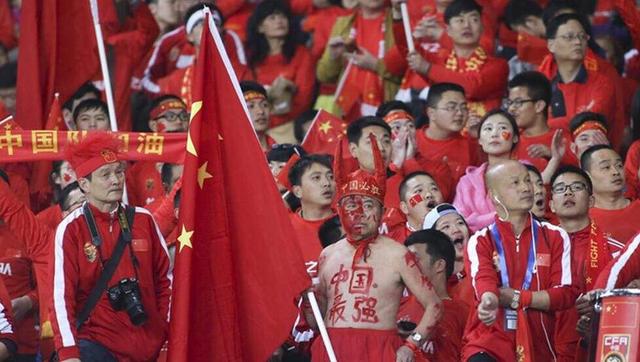 代理满足：妻子