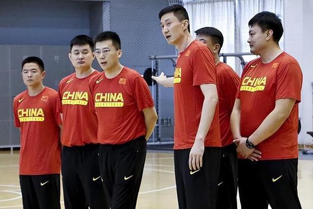 开始慢慢迎迎合小说